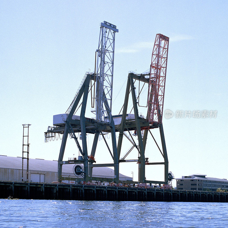 Harbor Cranes，奥林匹亚，华盛顿，美国